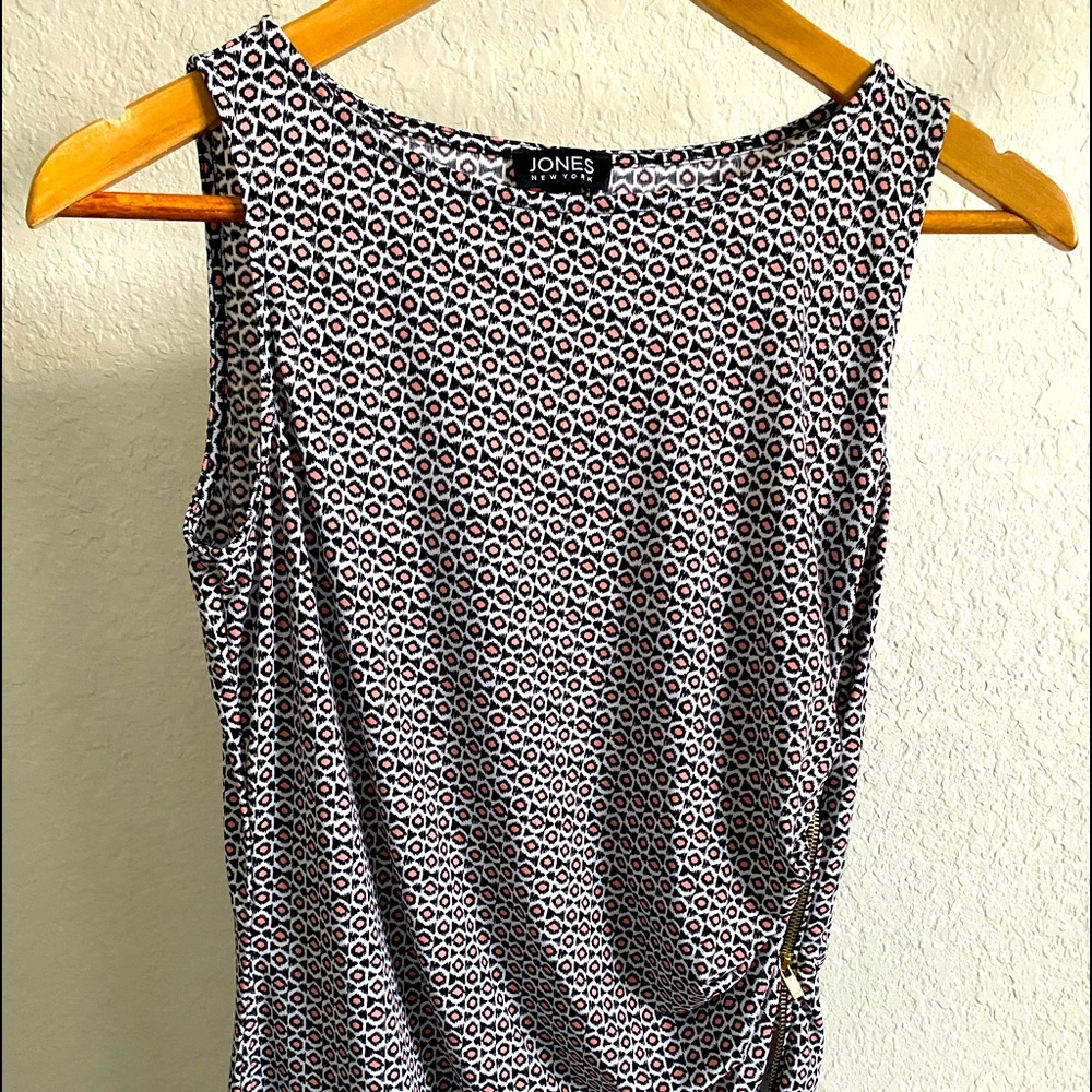 Jones new york small top sleeveless